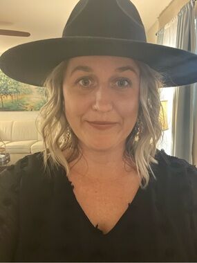 Meet your Posher, Beth